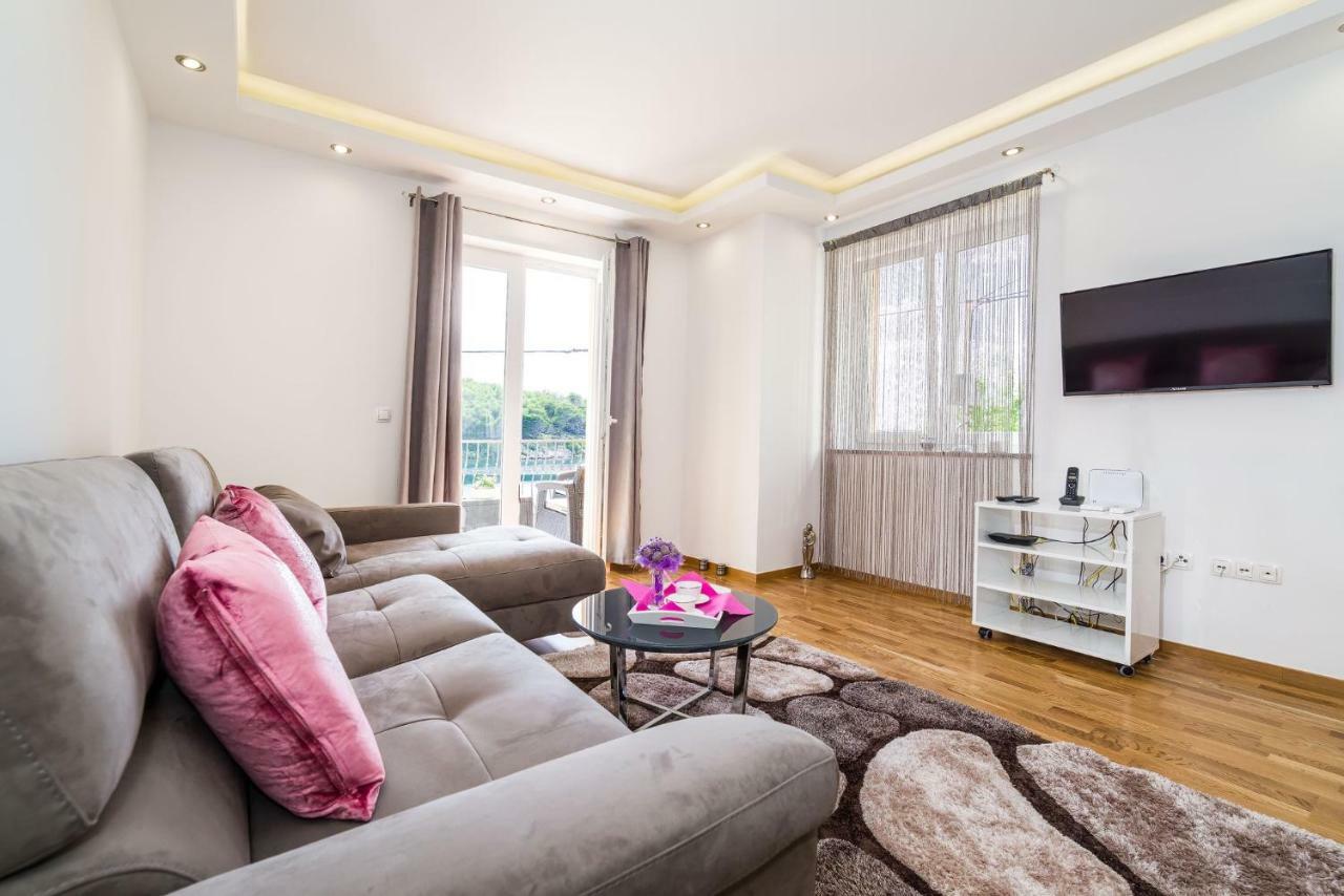 Apartment Newcity Novigrad  Exterior photo