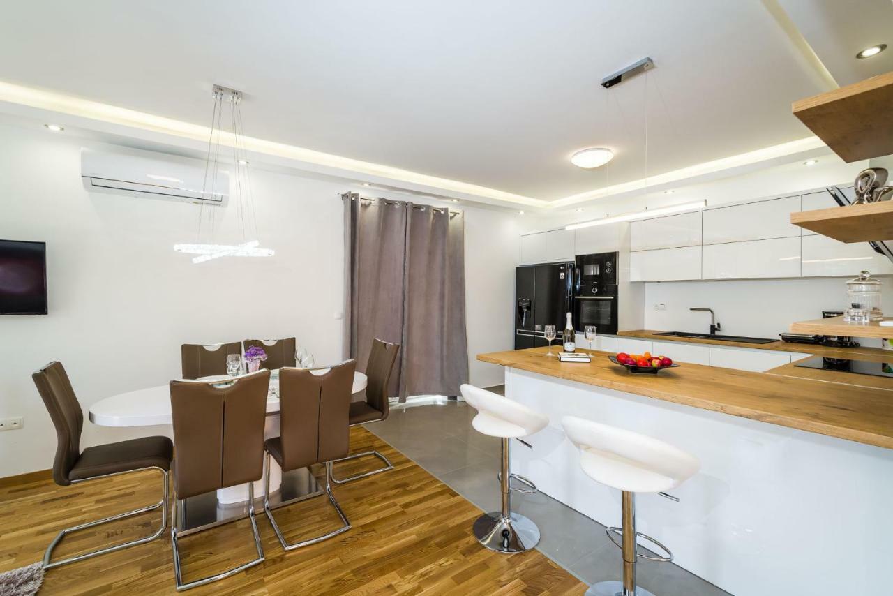 Apartment Newcity Novigrad  Exterior photo