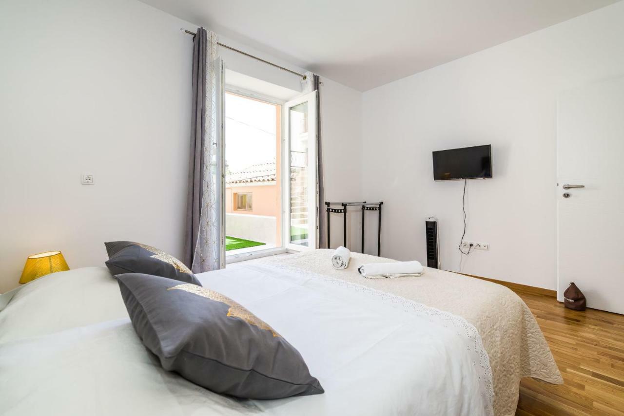Apartment Newcity Novigrad  Exterior photo